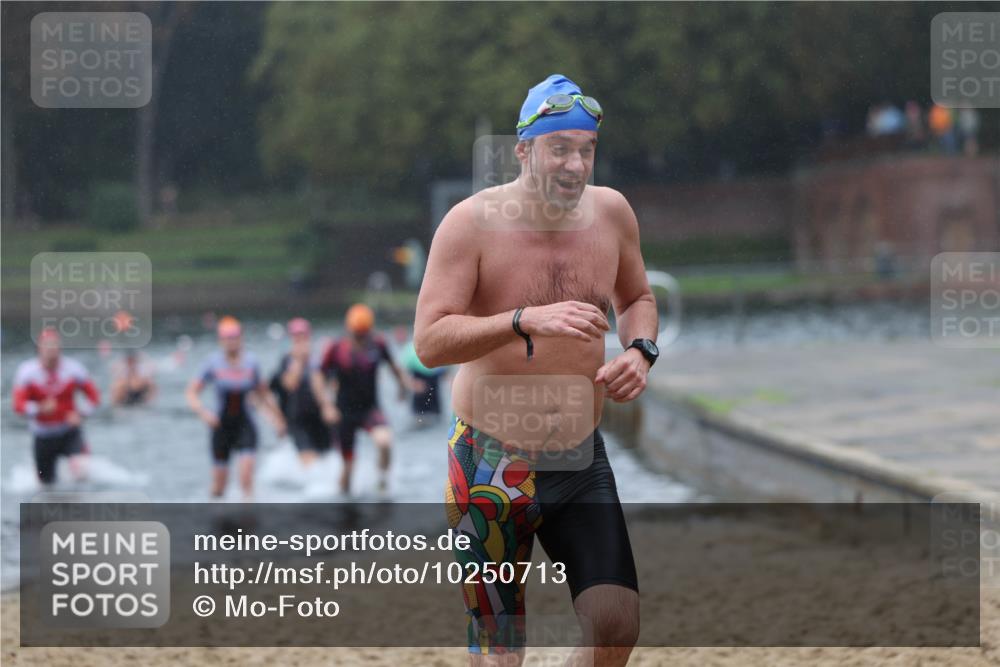 13.09.2026 - Stadtparktriathlon Mo-Foto http://msf.ph/oto/10250713 13.09.2026 12:54:02 Schwimmen 1349, 1355, 1384, 1387, 1388, 1402, 1414 meine-sportfotos.de
