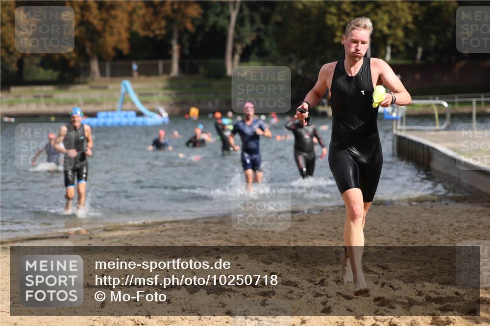 13.09.2026 - Stadtparktriathlon Mo-Foto http://msf.ph/oto/10250718 13.09.2026 11:31:01 Schwimmen 830, 867, 893, 914, 926 meine-sportfotos.de