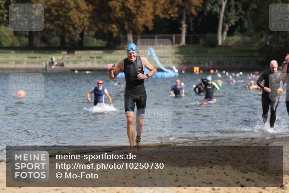 13.09.2026 - Stadtparktriathlon Mo-Foto http://msf.ph/oto/10250730 13.09.2026 11:31:04 Schwimmen 830, 867, 893, 914, 926 meine-sportfotos.de