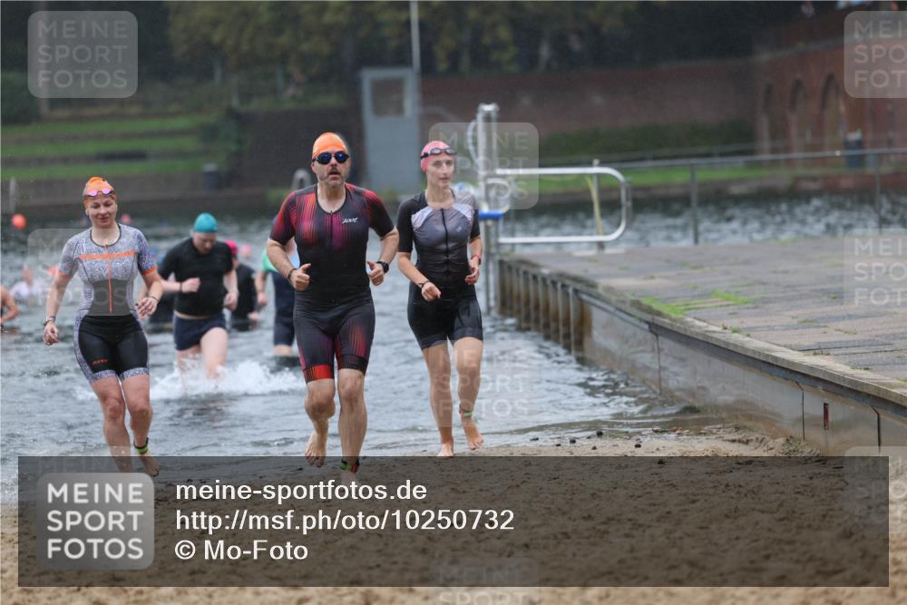 13.09.2026 - Stadtparktriathlon Mo-Foto http://msf.ph/oto/10250732 13.09.2026 12:54:05 Schwimmen 1349, 1384, 1387, 1388, 1402, 1410, 1414 meine-sportfotos.de