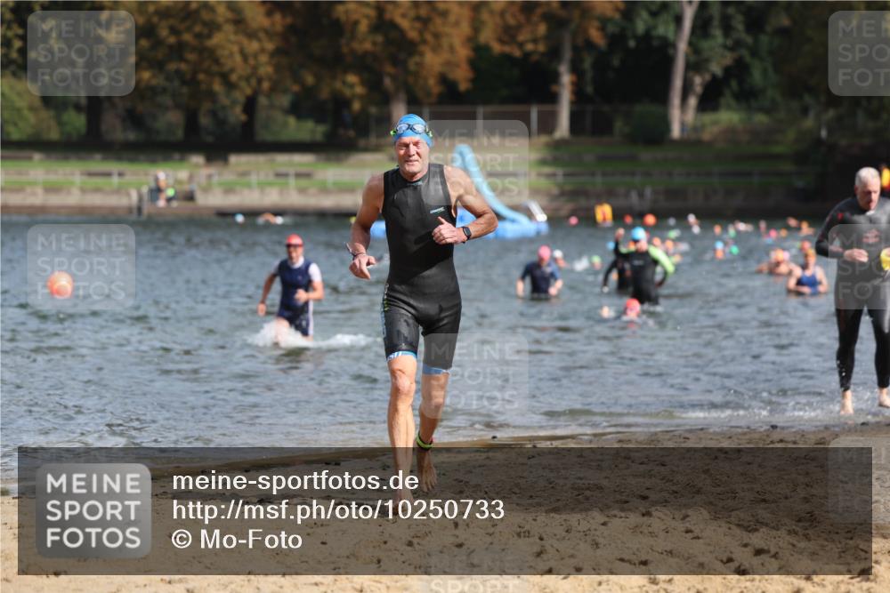13.09.2026 - Stadtparktriathlon Mo-Foto http://msf.ph/oto/10250733 13.09.2026 11:31:04 Schwimmen 830, 867, 893, 914, 926 meine-sportfotos.de