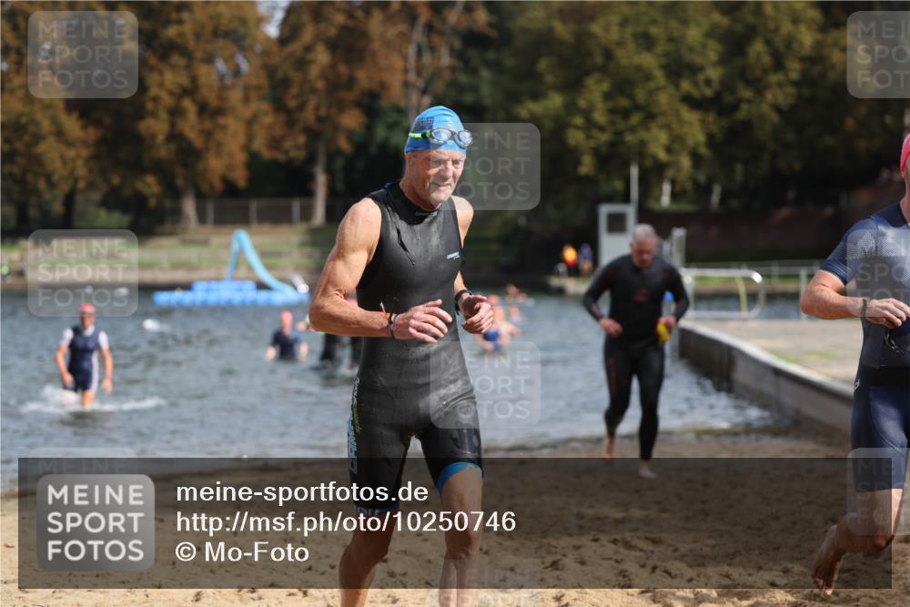 13.09.2026 - Stadtparktriathlon Mo-Foto http://msf.ph/oto/10250746 13.09.2026 11:31:07 Schwimmen 830, 867, 892, 893, 926 meine-sportfotos.de