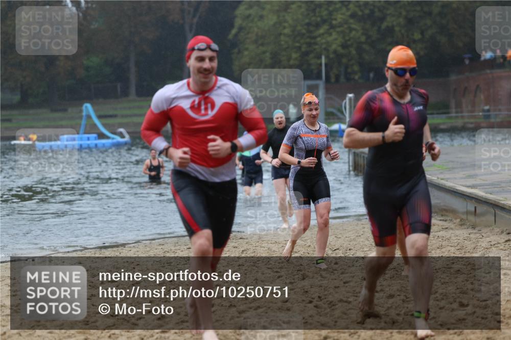 13.09.2026 - Stadtparktriathlon Mo-Foto http://msf.ph/oto/10250751 13.09.2026 12:54:09 Schwimmen 1384, 1387, 1388, 1402, 1410, 1414 meine-sportfotos.de