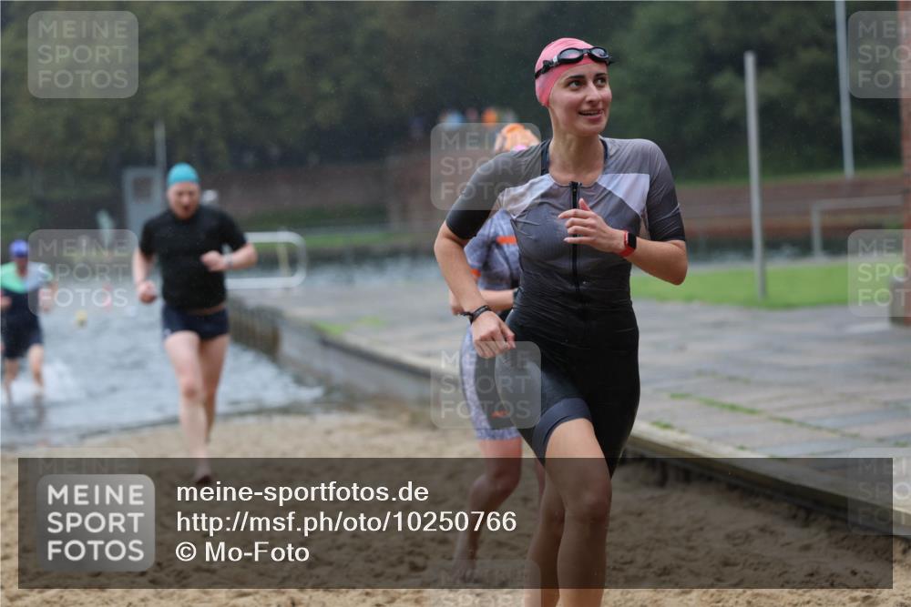 13.09.2026 - Stadtparktriathlon Mo-Foto http://msf.ph/oto/10250766 13.09.2026 12:54:11 Schwimmen 1384, 1387, 1388, 1402, 1410, 1414 meine-sportfotos.de