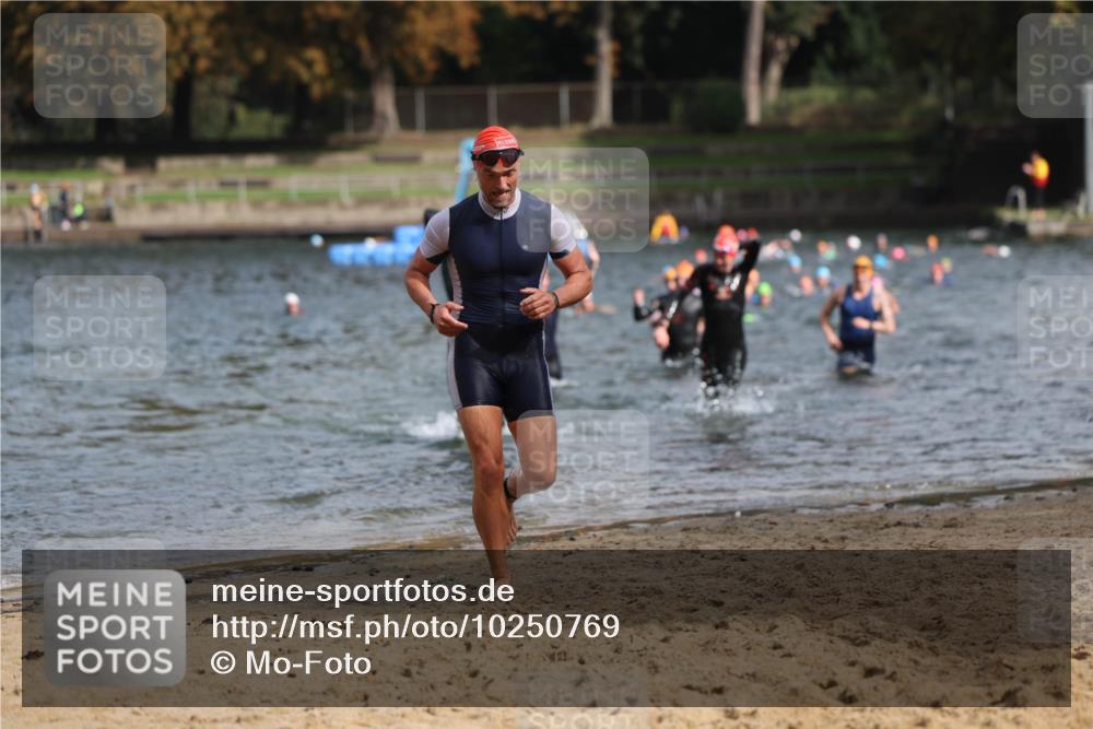 13.09.2026 - Stadtparktriathlon Mo-Foto http://msf.ph/oto/10250769 13.09.2026 11:31:12 Schwimmen 830, 838, 839, 892, 893, 963 meine-sportfotos.de