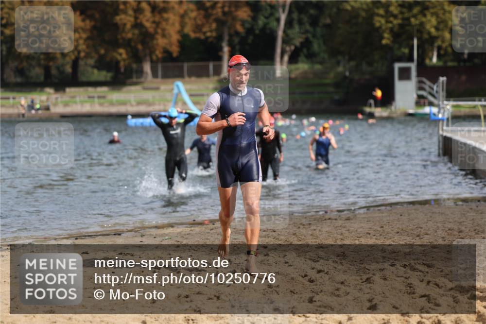 13.09.2026 - Stadtparktriathlon Mo-Foto http://msf.ph/oto/10250776 13.09.2026 11:31:13 Schwimmen 830, 838, 839, 892, 893, 963 meine-sportfotos.de