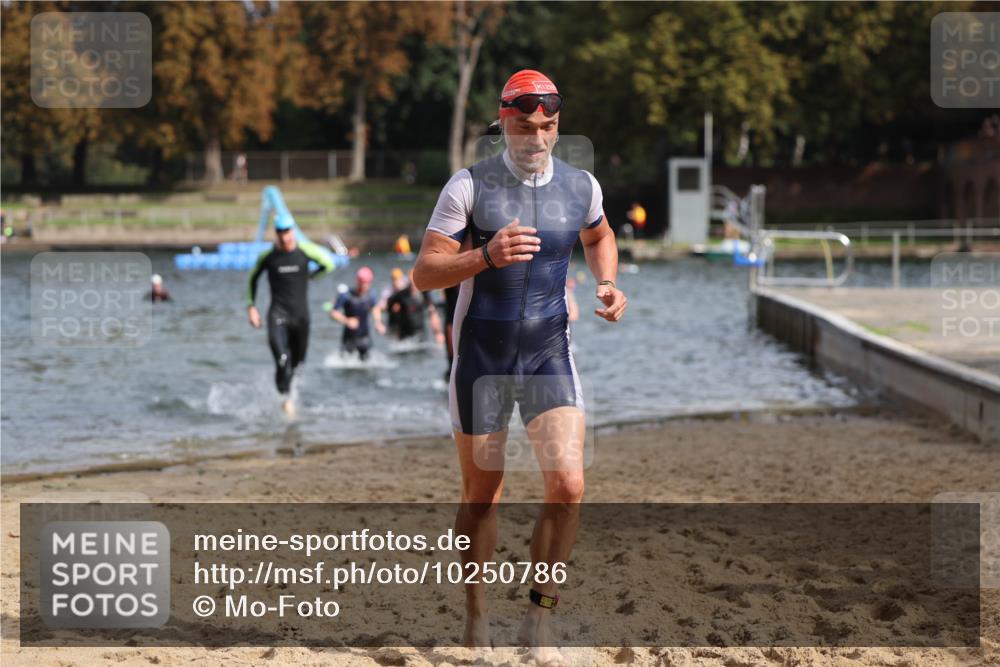 13.09.2026 - Stadtparktriathlon Mo-Foto http://msf.ph/oto/10250786 13.09.2026 11:31:14 Schwimmen 830, 838, 839, 892, 893, 903, 963 meine-sportfotos.de