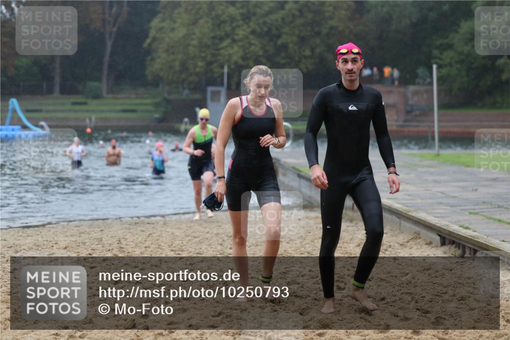 13.09.2026 - Stadtparktriathlon Mo-Foto http://msf.ph/oto/10250793 13.09.2026 12:54:28 Schwimmen 1326, 1347, 1373, 1413, 1425 meine-sportfotos.de