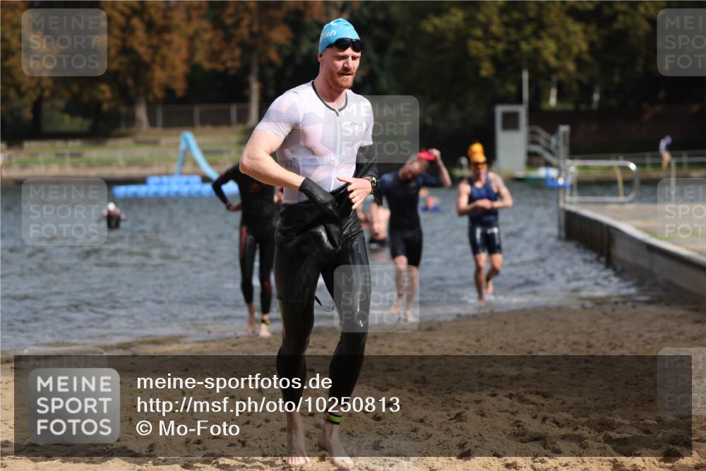 13.09.2026 - Stadtparktriathlon Mo-Foto http://msf.ph/oto/10250813 13.09.2026 11:31:19 Schwimmen 838, 839, 859, 892, 894, 903, 963 meine-sportfotos.de