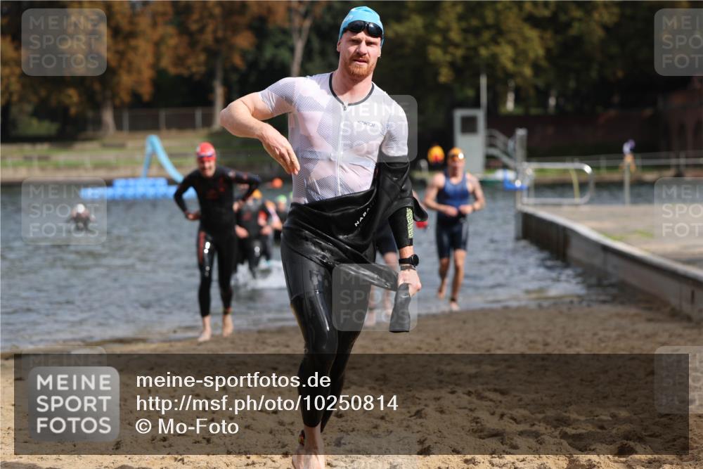13.09.2026 - Stadtparktriathlon Mo-Foto http://msf.ph/oto/10250814 13.09.2026 11:31:20 Schwimmen 838, 839, 859, 871, 892, 894, 903, 963 meine-sportfotos.de