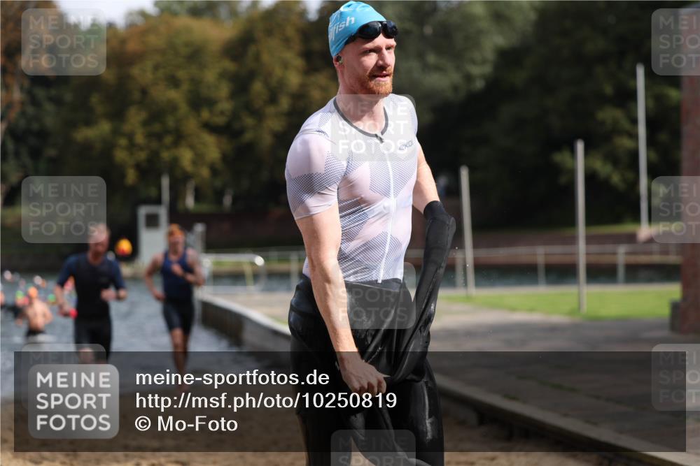 13.09.2026 - Stadtparktriathlon Mo-Foto http://msf.ph/oto/10250819 13.09.2026 11:31:21 Schwimmen 838, 839, 859, 871, 892, 894, 903, 963 meine-sportfotos.de