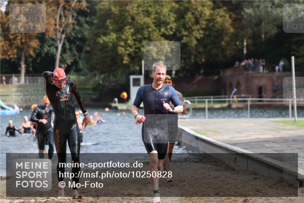 13.09.2026 - Stadtparktriathlon Mo-Foto http://msf.ph/oto/10250828 13.09.2026 11:31:22 Schwimmen 838, 839, 859, 871, 892, 894, 903, 963 meine-sportfotos.de