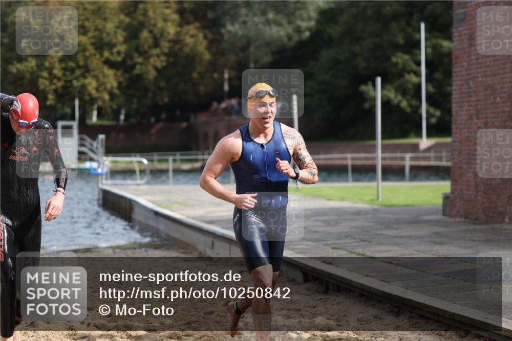 13.09.2026 - Stadtparktriathlon Mo-Foto http://msf.ph/oto/10250842 13.09.2026 11:31:25 Schwimmen 838, 839, 859, 871, 894, 903, 906, 963 meine-sportfotos.de