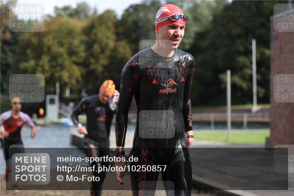 13.09.2026 - Stadtparktriathlon Mo-Foto http://msf.ph/oto/10250857 13.09.2026 11:31:27 Schwimmen 838, 839, 859, 871, 877, 894, 903, 906, 963 meine-sportfotos.de