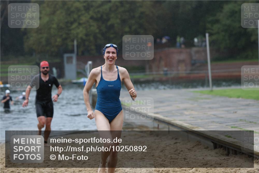 13.09.2026 - Stadtparktriathlon Mo-Foto http://msf.ph/oto/10250892 13.09.2026 12:54:58 Schwimmen 1341, 1368, 1382, 1421 meine-sportfotos.de