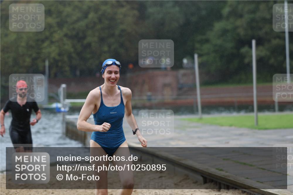 13.09.2026 - Stadtparktriathlon Mo-Foto http://msf.ph/oto/10250895 13.09.2026 12:54:58 Schwimmen 1341, 1368, 1382, 1421 meine-sportfotos.de