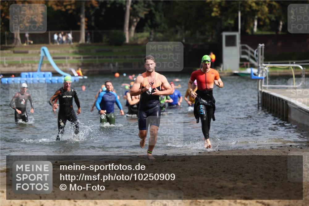13.09.2026 - Stadtparktriathlon Mo-Foto http://msf.ph/oto/10250909 13.09.2026 11:31:36 Schwimmen 829, 864, 871, 874, 877, 906, 917, 933 meine-sportfotos.de