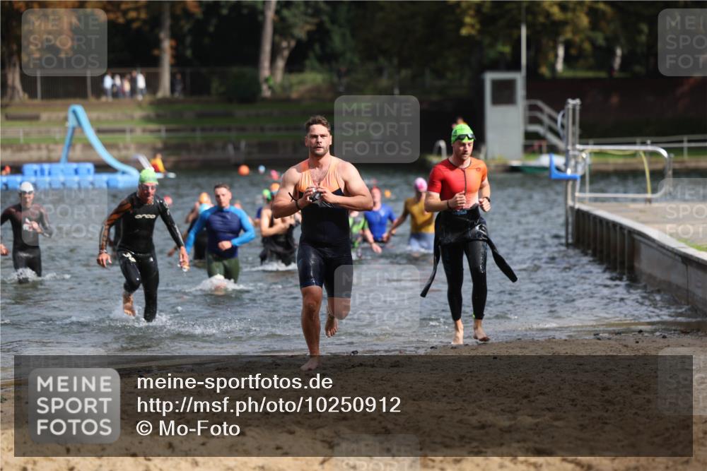 13.09.2026 - Stadtparktriathlon Mo-Foto http://msf.ph/oto/10250912 13.09.2026 11:31:36 Schwimmen 829, 864, 871, 874, 877, 906, 917, 933 meine-sportfotos.de