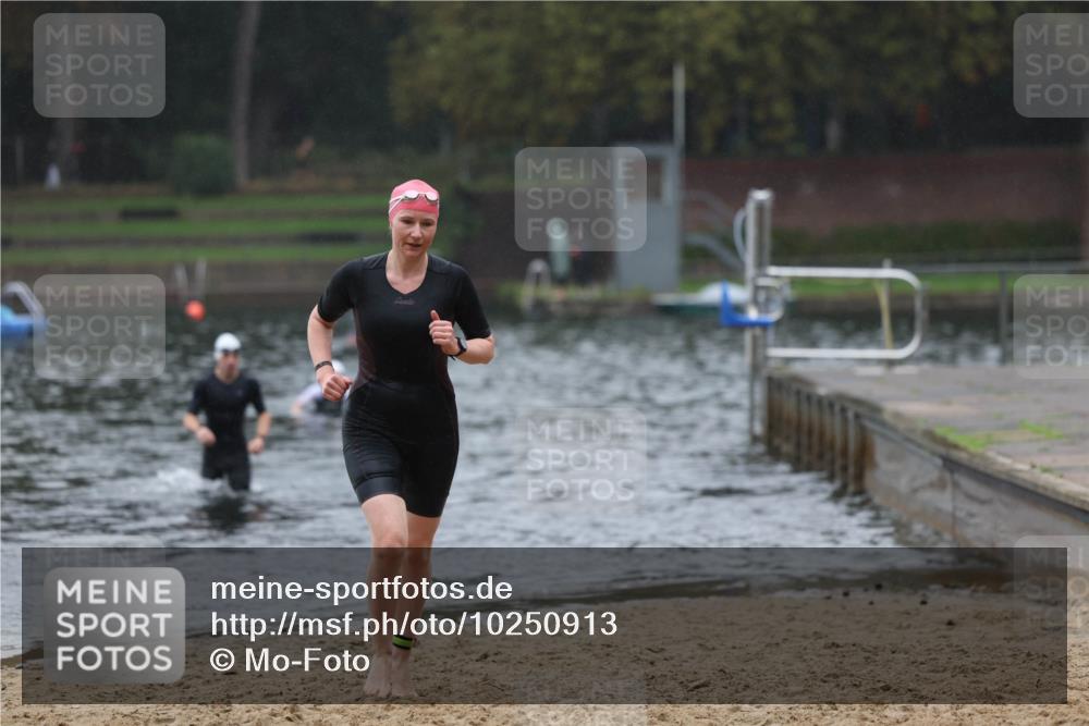 13.09.2026 - Stadtparktriathlon Mo-Foto http://msf.ph/oto/10250913 13.09.2026 12:55:03 Schwimmen 1341, 1368, 1382 meine-sportfotos.de