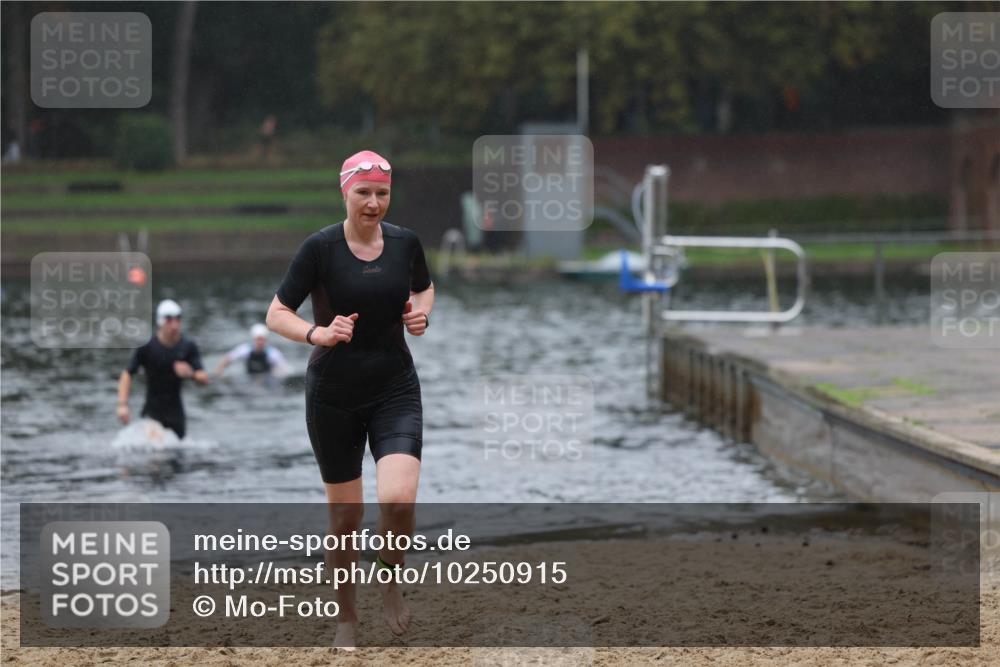 13.09.2026 - Stadtparktriathlon Mo-Foto http://msf.ph/oto/10250915 13.09.2026 12:55:03 Schwimmen 1341, 1368, 1382 meine-sportfotos.de