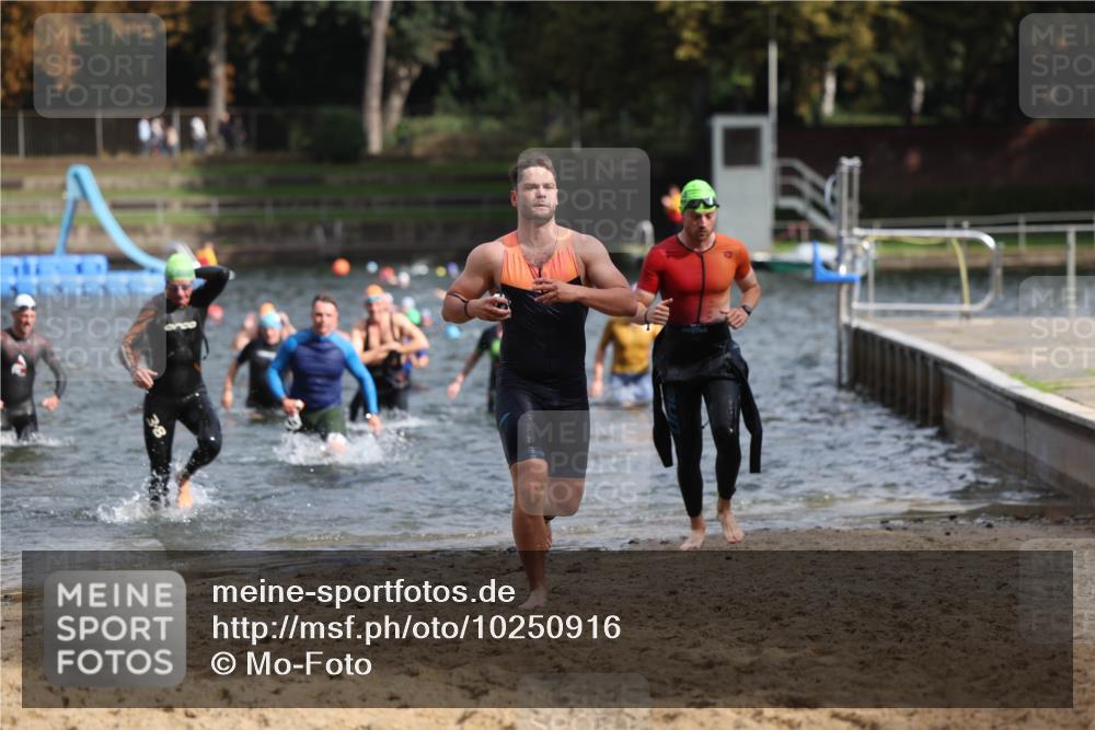 13.09.2026 - Stadtparktriathlon Mo-Foto http://msf.ph/oto/10250916 13.09.2026 11:31:37 Schwimmen 829, 864, 871, 874, 877, 906, 917, 933 meine-sportfotos.de