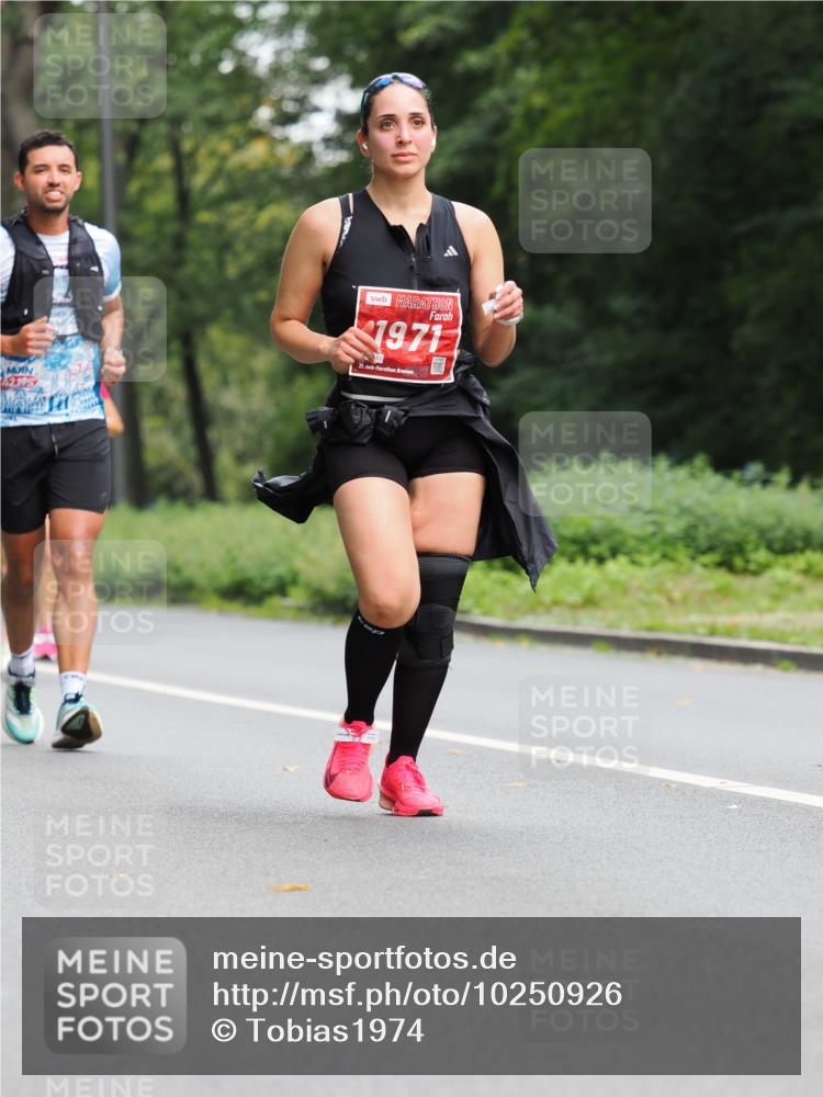 13.09.2026 - 21. swb-Marathon Bremen TobiasT http://msf.ph/oto/10250926 13.09.2026 12:36:28 Laufen 42, 195, 1971, 21, 26 meine-sportfotos.de