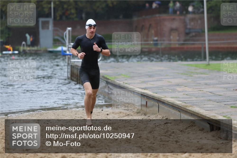 13.09.2026 - Stadtparktriathlon Mo-Foto http://msf.ph/oto/10250947 13.09.2026 12:55:10 Schwimmen 1311, 1368, 1382 meine-sportfotos.de