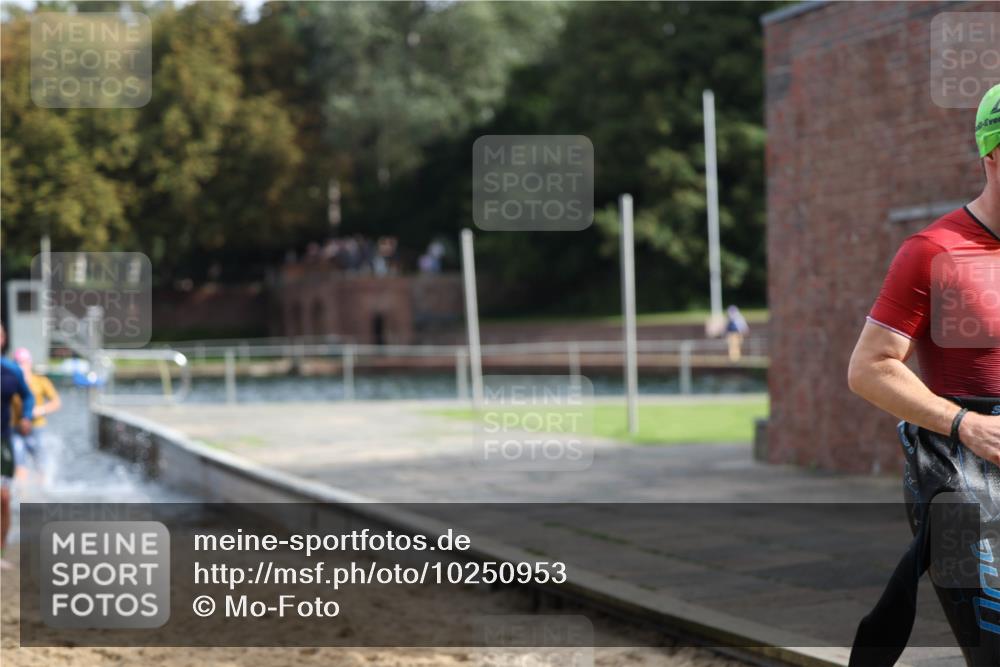 13.09.2026 - Stadtparktriathlon Mo-Foto http://msf.ph/oto/10250953 13.09.2026 11:31:42 Schwimmen 829, 833, 853, 864, 874, 877, 884, 895, 906, 917, 933 meine-sportfotos.de