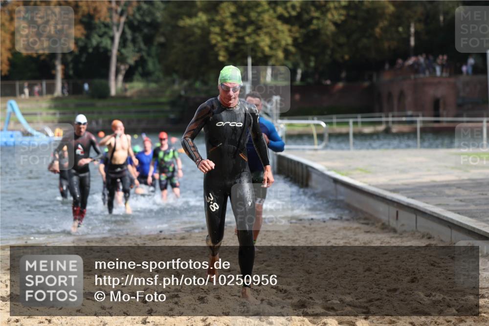 13.09.2026 - Stadtparktriathlon Mo-Foto http://msf.ph/oto/10250956 13.09.2026 11:31:43 Schwimmen 829, 833, 853, 864, 870, 874, 877, 884, 895, 906, 917, 933 meine-sportfotos.de