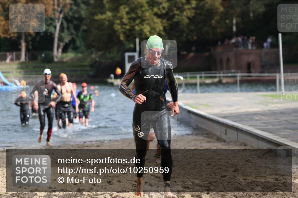13.09.2026 - Stadtparktriathlon Mo-Foto http://msf.ph/oto/10250959 13.09.2026 11:31:44 Schwimmen 829, 833, 853, 864, 870, 874, 877, 884, 895, 917, 933 meine-sportfotos.de