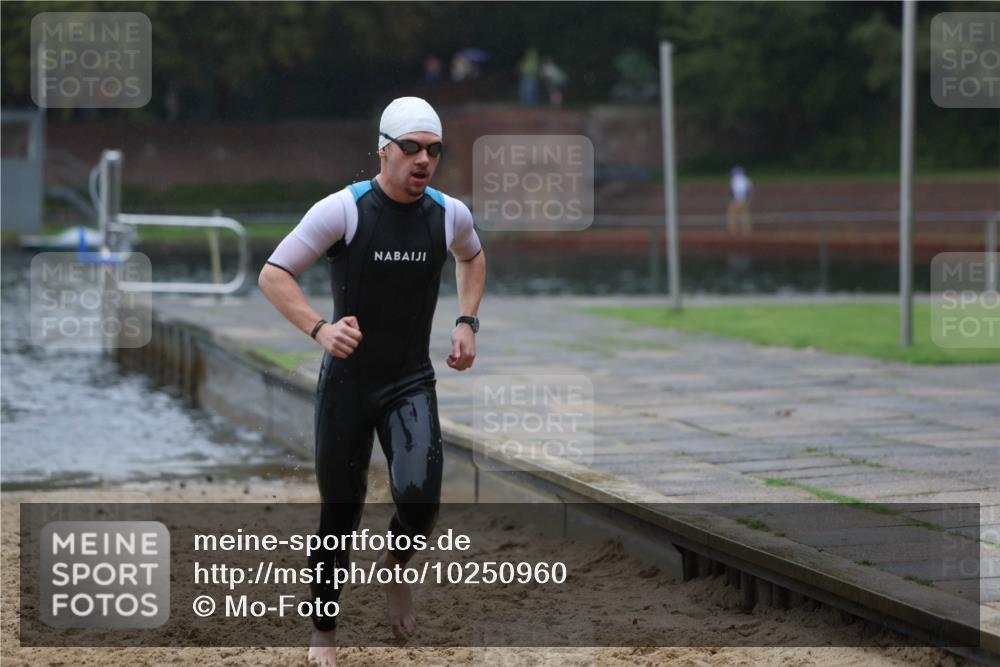 13.09.2026 - Stadtparktriathlon Mo-Foto http://msf.ph/oto/10250960 13.09.2026 12:55:22 Schwimmen 1311 meine-sportfotos.de