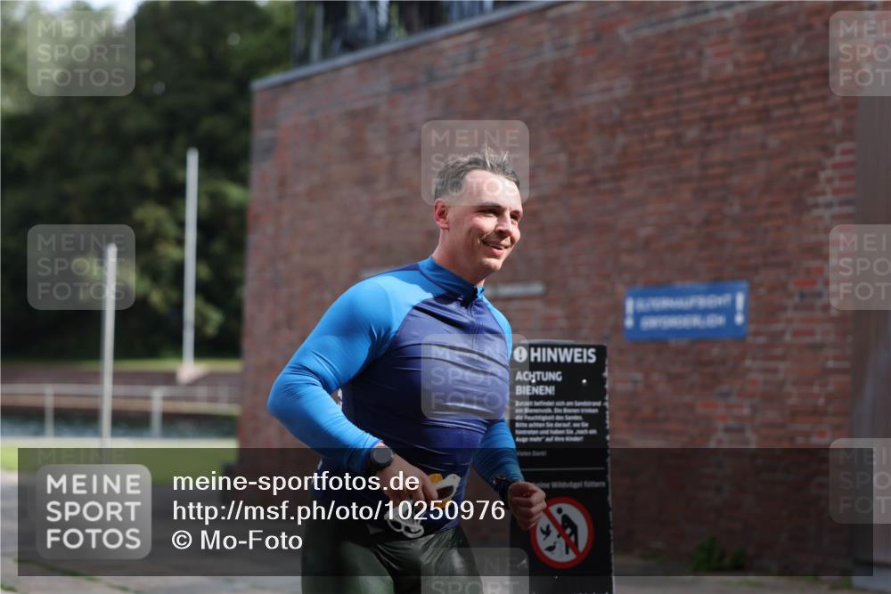 13.09.2026 - Stadtparktriathlon Mo-Foto http://msf.ph/oto/10250976 13.09.2026 11:31:47 Schwimmen 829, 833, 853, 864, 870, 874, 882, 884, 895, 917, 933 meine-sportfotos.de