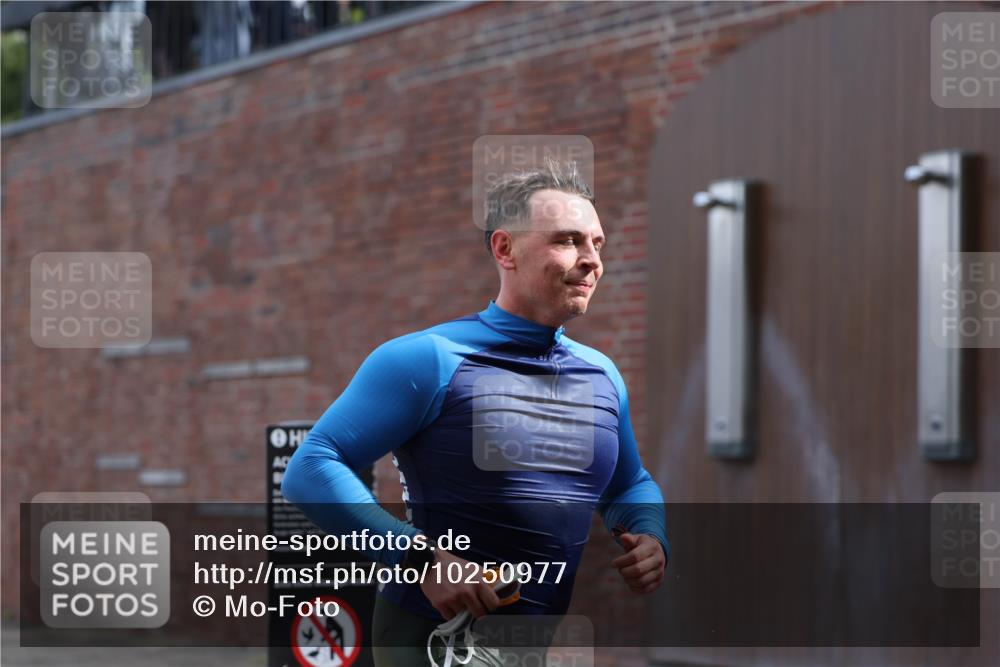 13.09.2026 - Stadtparktriathlon Mo-Foto http://msf.ph/oto/10250977 13.09.2026 11:31:47 Schwimmen 829, 833, 853, 864, 870, 874, 882, 884, 895, 917, 933 meine-sportfotos.de