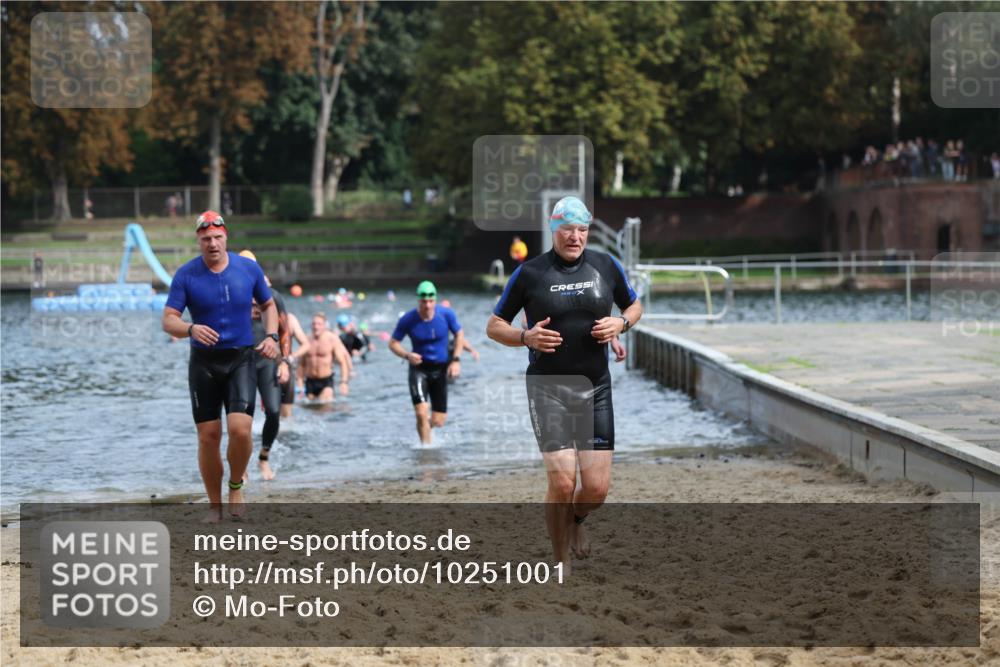 13.09.2026 - Stadtparktriathlon Mo-Foto http://msf.ph/oto/10251001 13.09.2026 11:31:51 Schwimmen 829, 833, 853, 864, 870, 874, 882, 884, 895, 904 meine-sportfotos.de