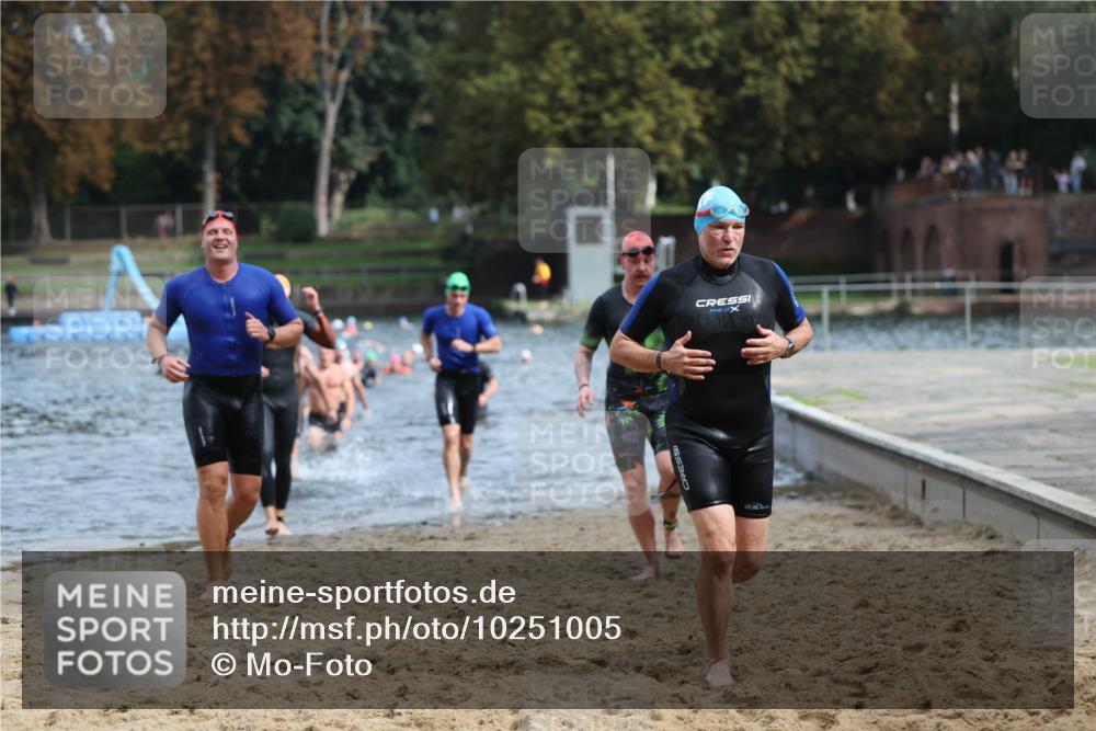 13.09.2026 - Stadtparktriathlon Mo-Foto http://msf.ph/oto/10251005 13.09.2026 11:31:51 Schwimmen 829, 833, 853, 864, 870, 874, 882, 884, 895, 904 meine-sportfotos.de