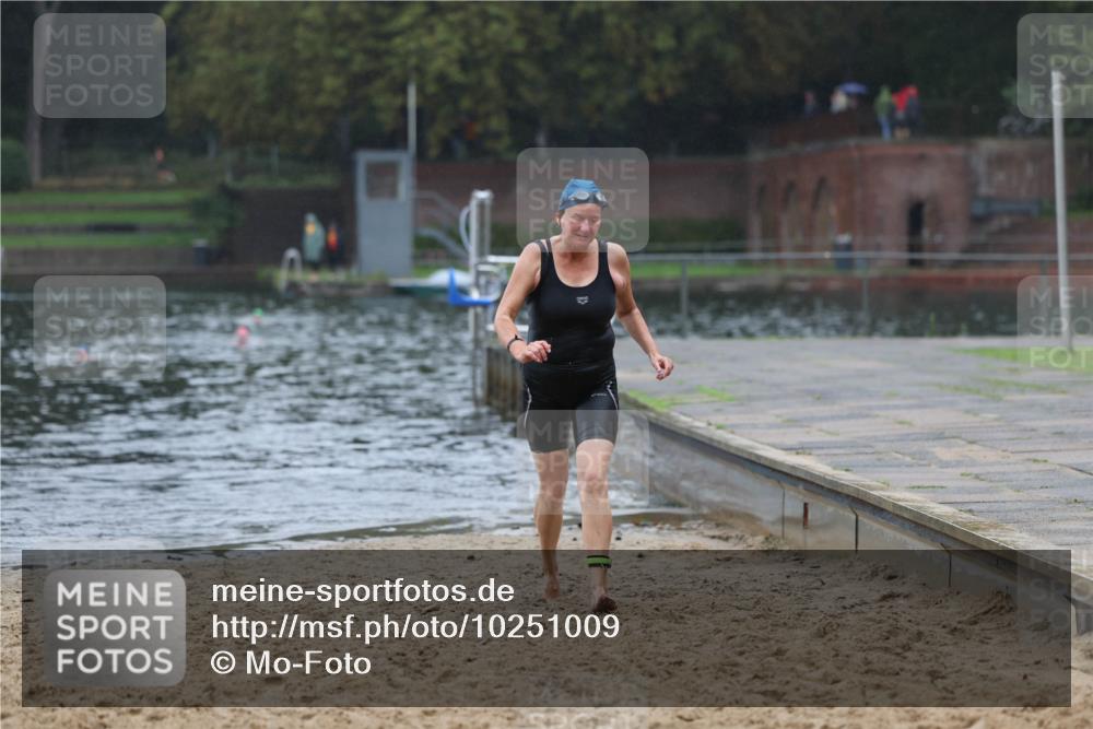 13.09.2026 - Stadtparktriathlon Mo-Foto http://msf.ph/oto/10251009 13.09.2026 12:55:46 Schwimmen 1372 meine-sportfotos.de