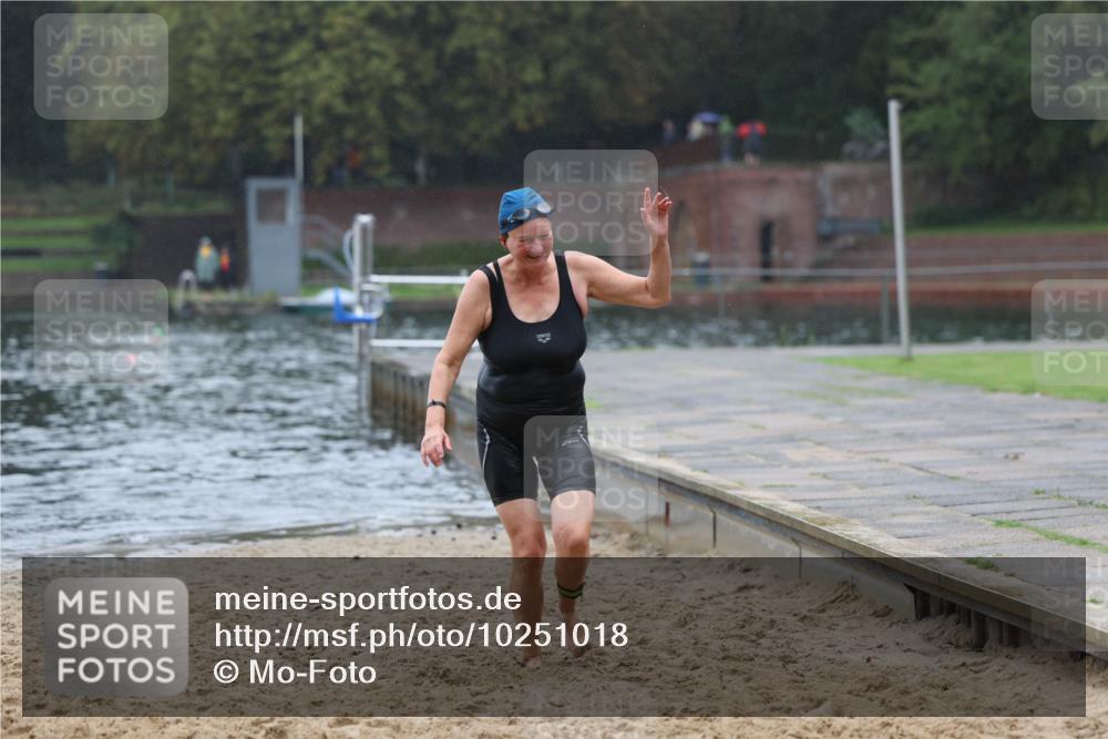 13.09.2026 - Stadtparktriathlon Mo-Foto http://msf.ph/oto/10251018 13.09.2026 12:55:48 Schwimmen 1372 meine-sportfotos.de