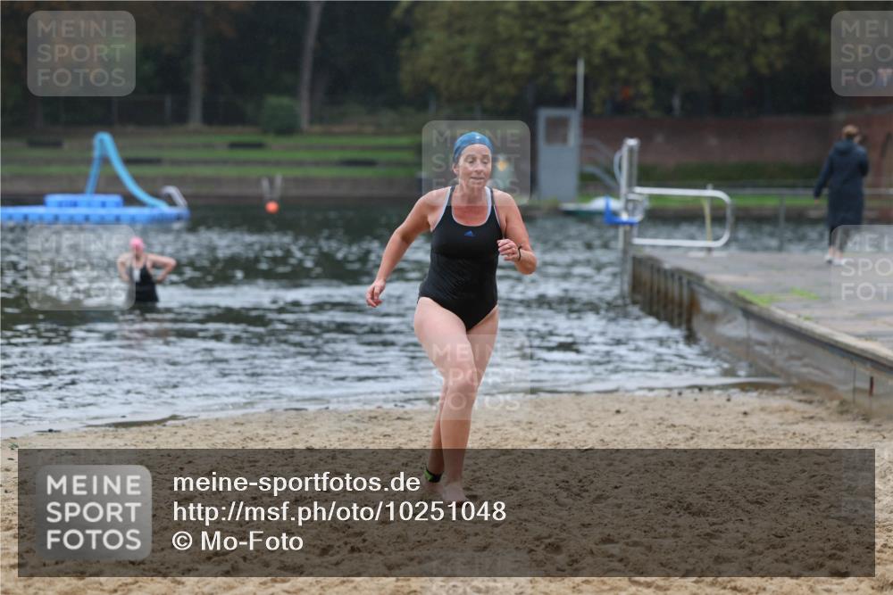 13.09.2026 - Stadtparktriathlon Mo-Foto http://msf.ph/oto/10251048 13.09.2026 12:56:27 Schwimmen 1424 meine-sportfotos.de