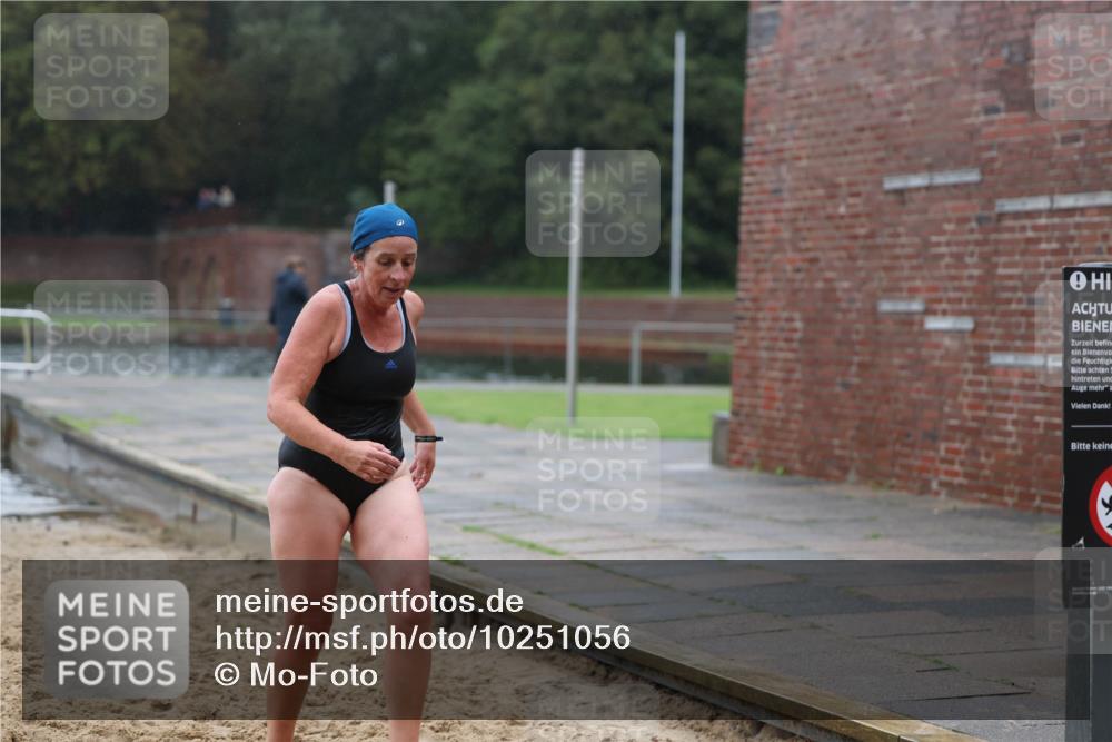 13.09.2026 - Stadtparktriathlon Mo-Foto http://msf.ph/oto/10251056 13.09.2026 12:56:29 Schwimmen 1424 meine-sportfotos.de