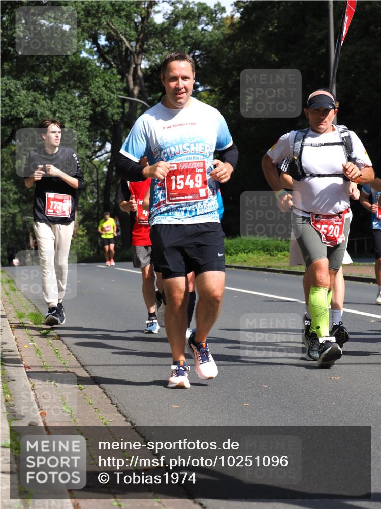 13.09.2026 - 21. swb-Marathon Bremen TobiasT http://msf.ph/oto/10251096 13.09.2026 12:37:59 Laufen 21, 173, 1549, 26, 520 meine-sportfotos.de