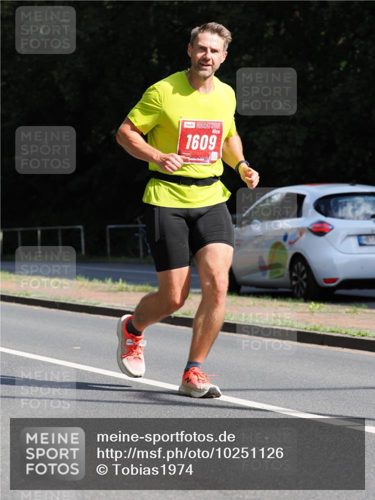 13.09.2026 - 21. swb-Marathon Bremen TobiasT http://msf.ph/oto/10251126 13.09.2026 12:38:17 Laufen 1609 meine-sportfotos.de