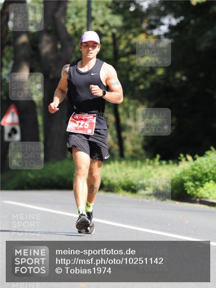 13.09.2026 - 21. swb-Marathon Bremen TobiasT http://msf.ph/oto/10251142 13.09.2026 12:38:24 Laufen 325 meine-sportfotos.de