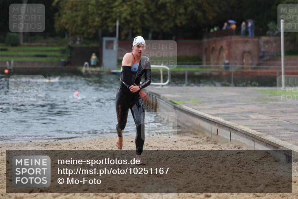 13.09.2026 - Stadtparktriathlon Mo-Foto http://msf.ph/oto/10251167 13.09.2026 13:07:41 Schwimmen 1443, 1465 meine-sportfotos.de