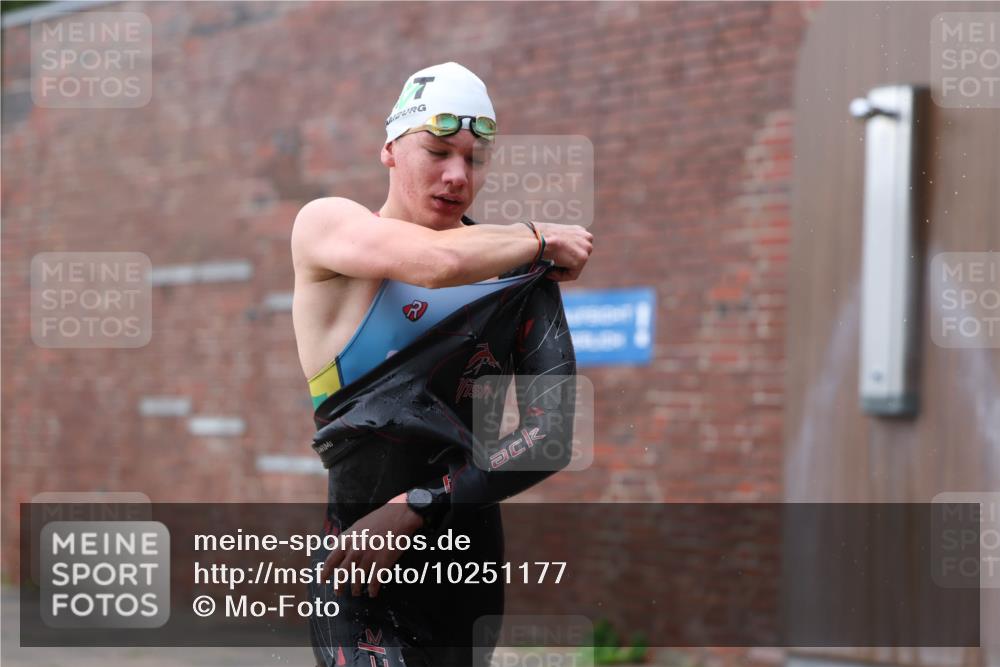 13.09.2026 - Stadtparktriathlon Mo-Foto http://msf.ph/oto/10251177 13.09.2026 13:07:43 Schwimmen 1443, 1465 meine-sportfotos.de
