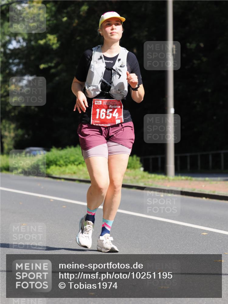 13.09.2026 - 21. swb-Marathon Bremen TobiasT http://msf.ph/oto/10251195 13.09.2026 12:39:11 Laufen 1654, 91, 026 meine-sportfotos.de