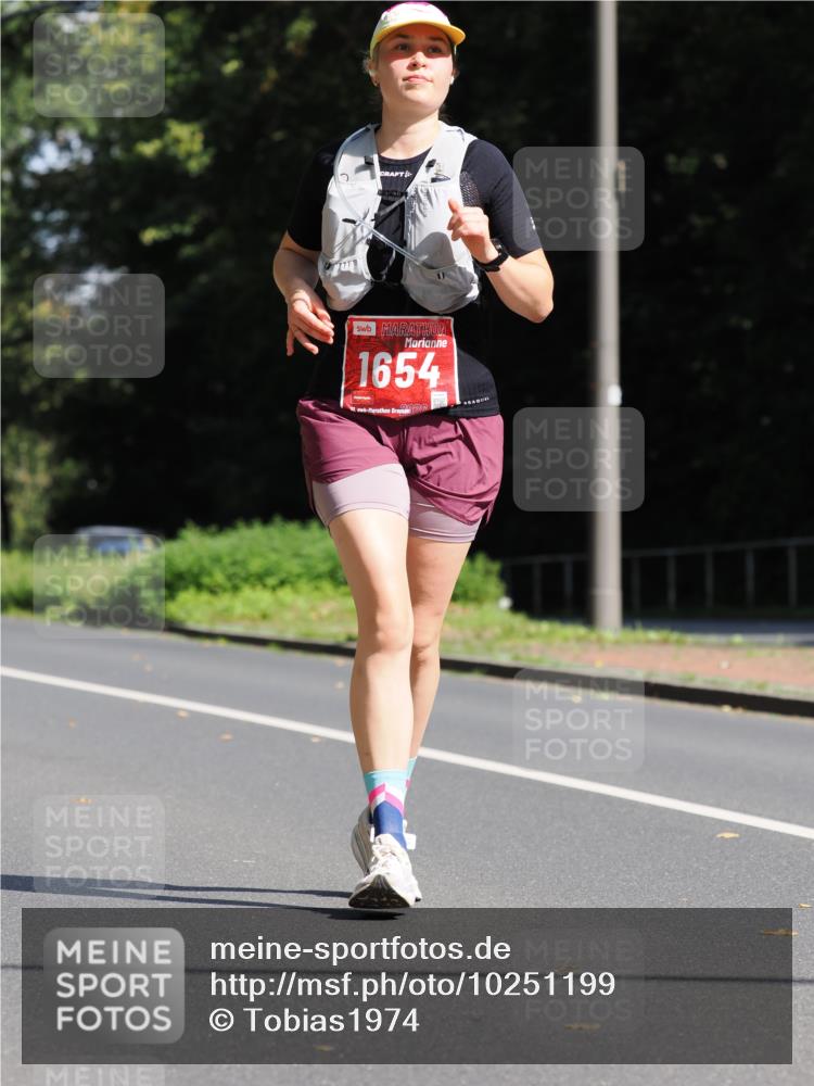 13.09.2026 - 21. swb-Marathon Bremen TobiasT http://msf.ph/oto/10251199 13.09.2026 12:39:11 Laufen 1654, 28 meine-sportfotos.de