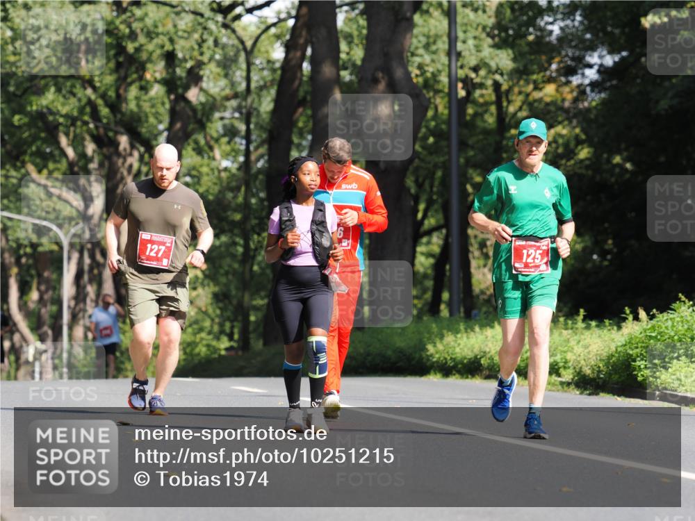 13.09.2026 - 21. swb-Marathon Bremen TobiasT http://msf.ph/oto/10251215 13.09.2026 12:39:40 Laufen 127, 125 meine-sportfotos.de