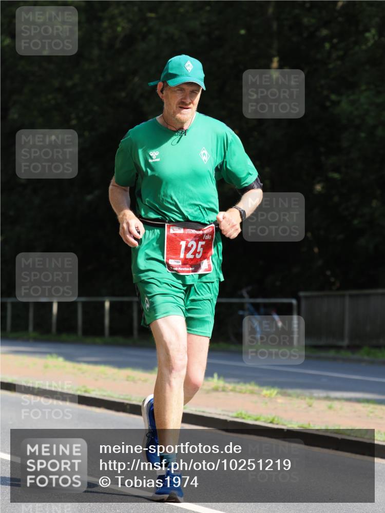 13.09.2026 - 21. swb-Marathon Bremen TobiasT http://msf.ph/oto/10251219 13.09.2026 12:39:46 Laufen 125 meine-sportfotos.de