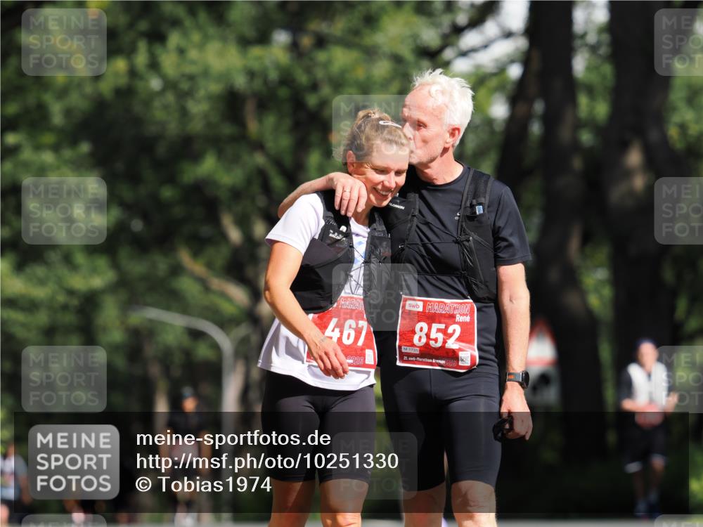 13.09.2026 - 21. swb-Marathon Bremen TobiasT http://msf.ph/oto/10251330 13.09.2026 12:41:02 Laufen 467, 026, 852, 1731, 21, 26 meine-sportfotos.de