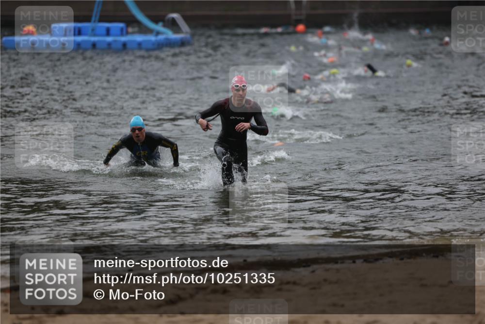 13.09.2026 - Stadtparktriathlon Mo-Foto http://msf.ph/oto/10251335 13.09.2026 08:43:24 Schwimmen 39, 65, 75 meine-sportfotos.de